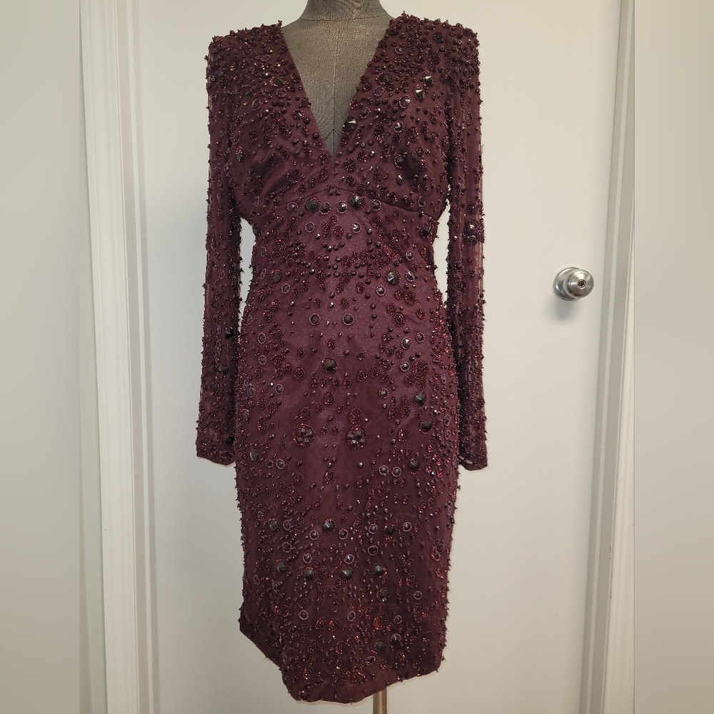 Monique Lhuillier Burgundy Beaded V-Neck Long-Sleeve Cocktail Dress